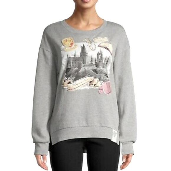 {NWT} Harry Potter | Hogwarts Castle Graphic Sweatshirt